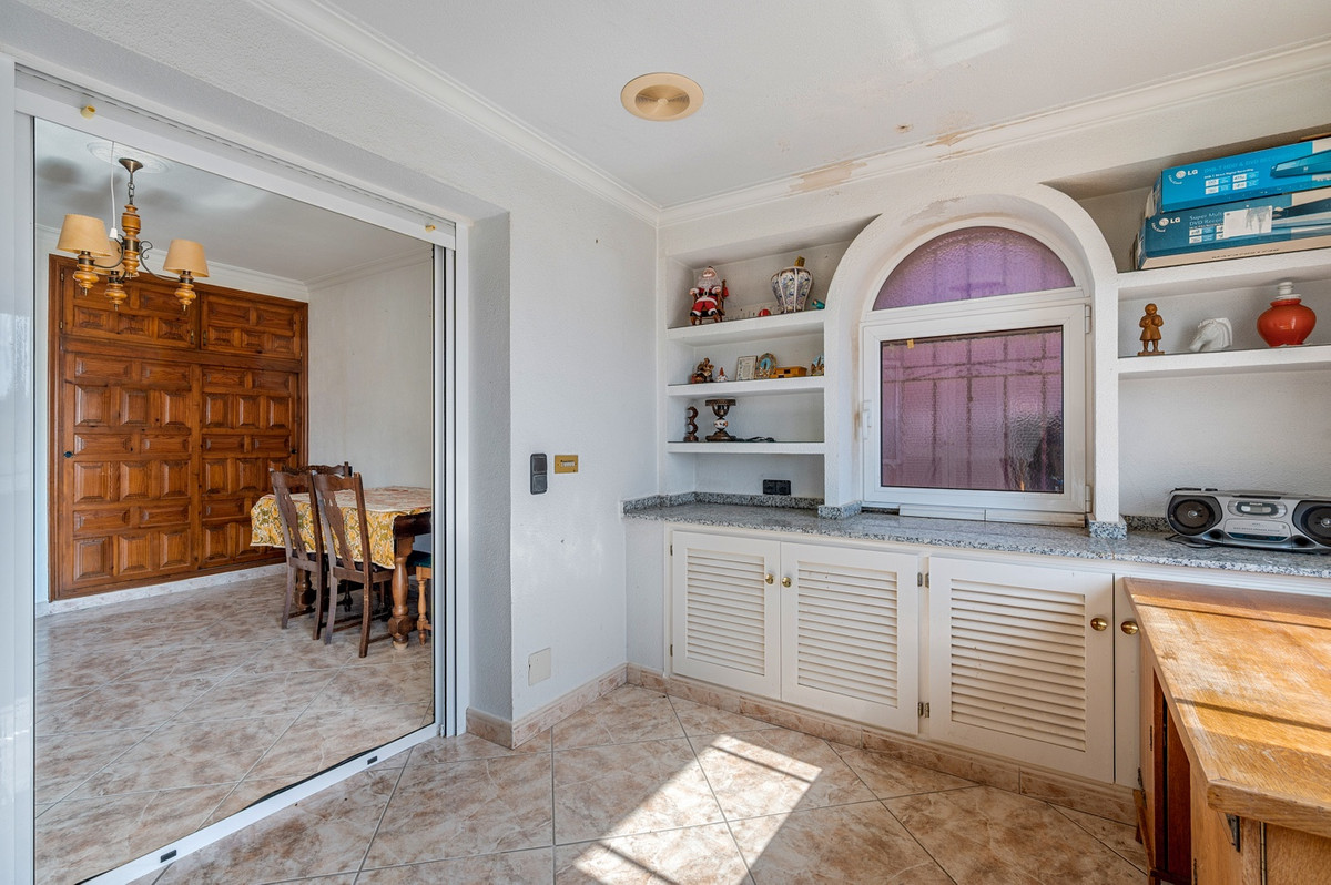 For sale - 7 Bedroom 5 Bathroom Ciudad Quesada Villa in Ciudad Quesada  - Ciudad Quesada  - Alicante