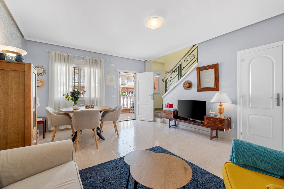 For sale - 3 Bedroom 2 Bathroom House - Townhouse in Rojales - Ciudad Quesada  - Alicante