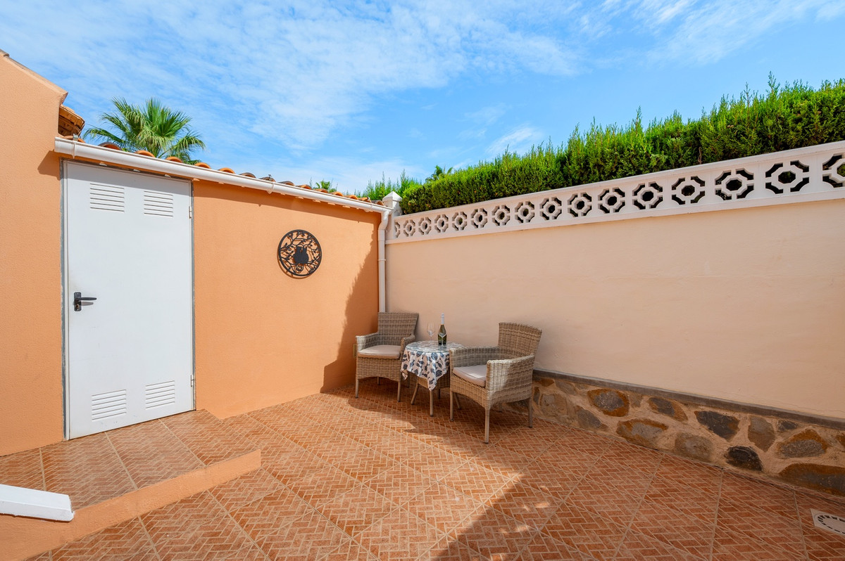 For sale - 3 Bedroom 2 Bathroom House - Townhouse in Rojales - Ciudad Quesada  - Alicante