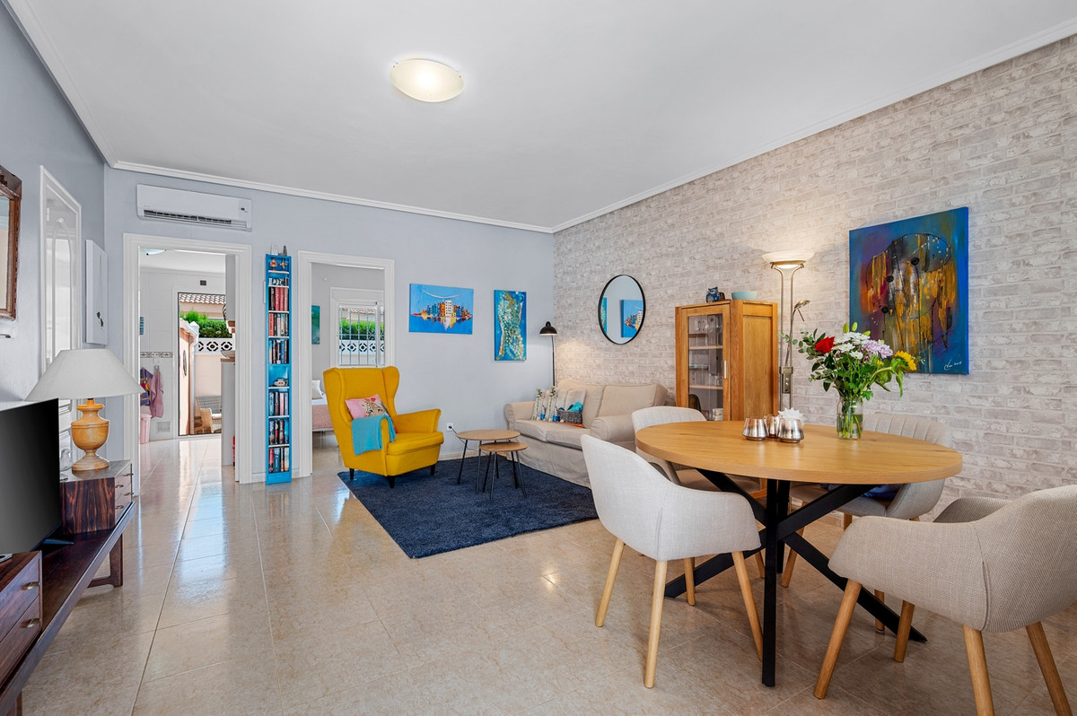 For sale - 3 Bedroom 2 Bathroom House - Townhouse in Rojales - Ciudad Quesada  - Alicante