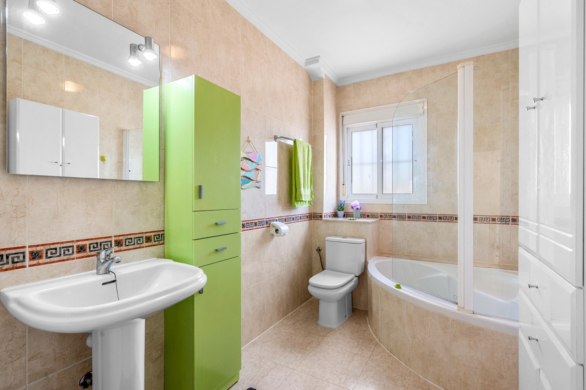 For sale - 3 Bedroom 2 Bathroom House - Townhouse in Rojales - Ciudad Quesada  - Alicante