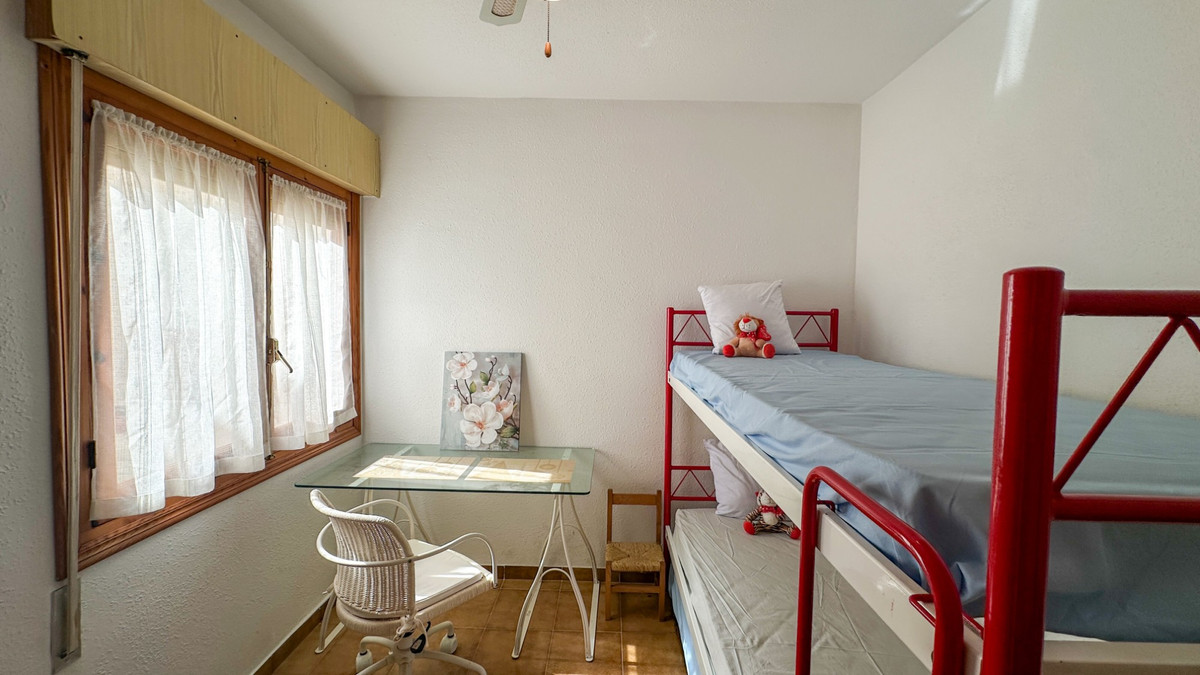 For sale - 3 Bedroom 2 Bathroom Townhouse in Playa Flamenca - Playa Flamenca  - Alicante
