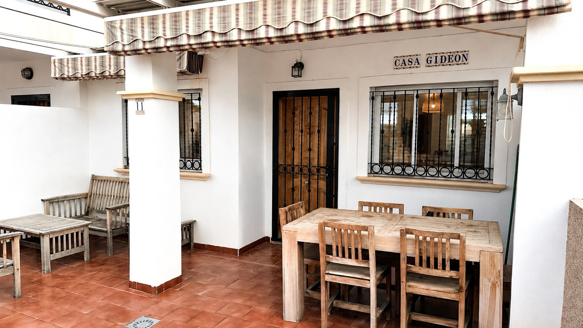 For sale - 2 Bedroom 2 Bathroom Ground Floor apartment in Punta Prima - La Ciñuelica  - Alicante