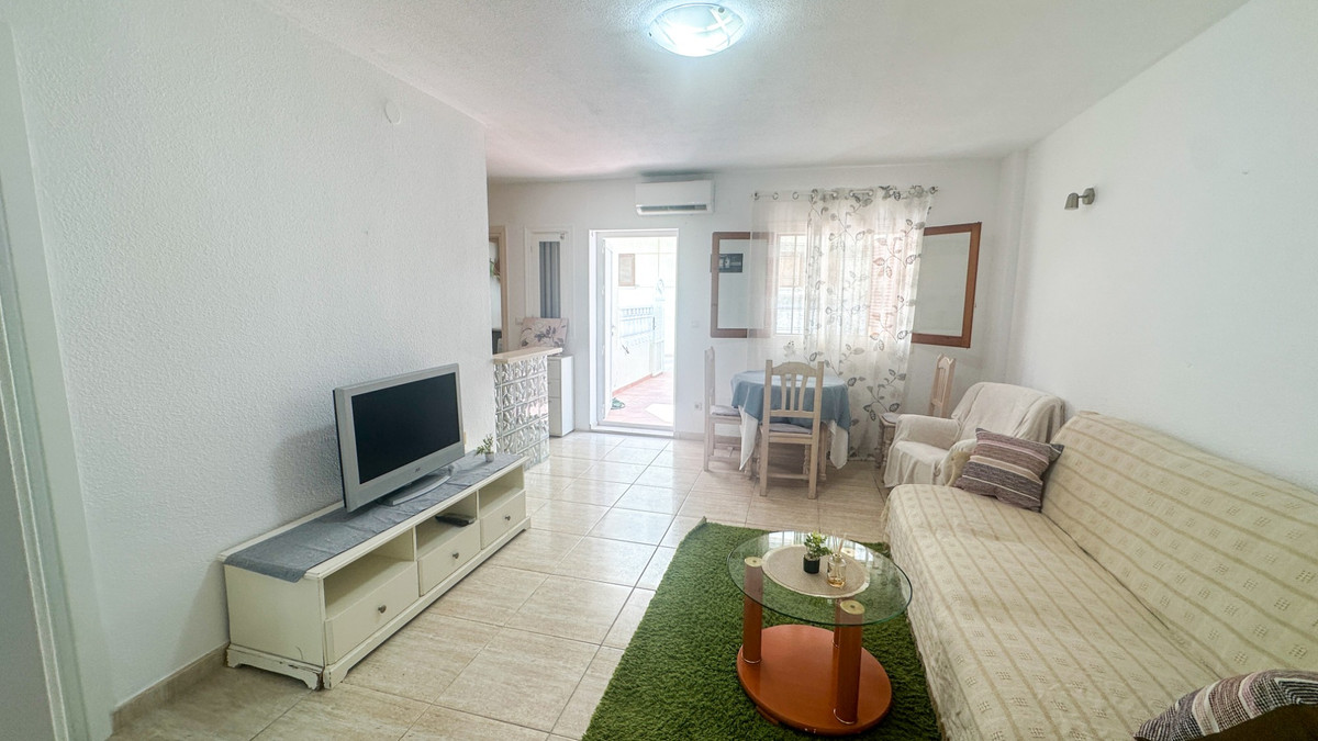 For sale - 2 Bedroom 1 Bathroom Apartment - Ground Floor Apartment in La Zenia - La Zenia  - Alicante