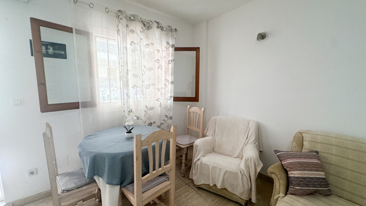 For sale - 2 Bedroom 1 Bathroom Apartment - Ground Floor Apartment in La Zenia - La Zenia  - Alicante
