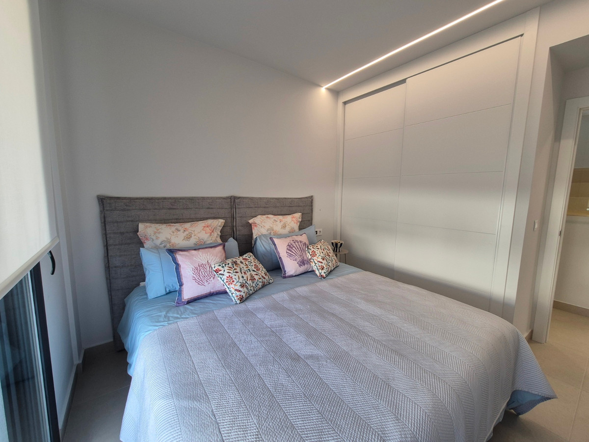 For sale - 3 Bedroom 2 Bathroom Apartment - Penthouse in Orihuela - Villamartin  - Alicante