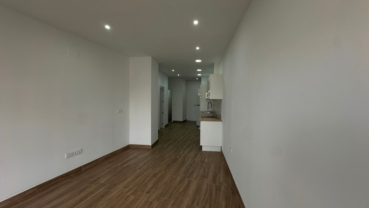 For sale - 1 Bedroom 1 Bathroom Apartment - Middle Floor Apartment in Torrevieja - Torrevieja Centro  - Alicante