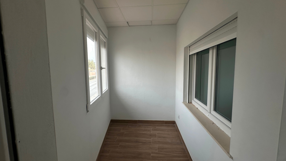 For sale - 1 Bedroom 1 Bathroom Apartment - Middle Floor Apartment in Torrevieja - Torrevieja Centro  - Alicante