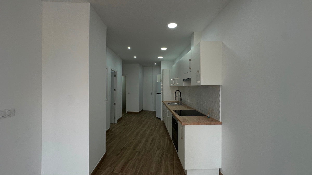 For sale - 1 Bedroom 1 Bathroom Apartment - Middle Floor Apartment in Torrevieja - Torrevieja Centro  - Alicante