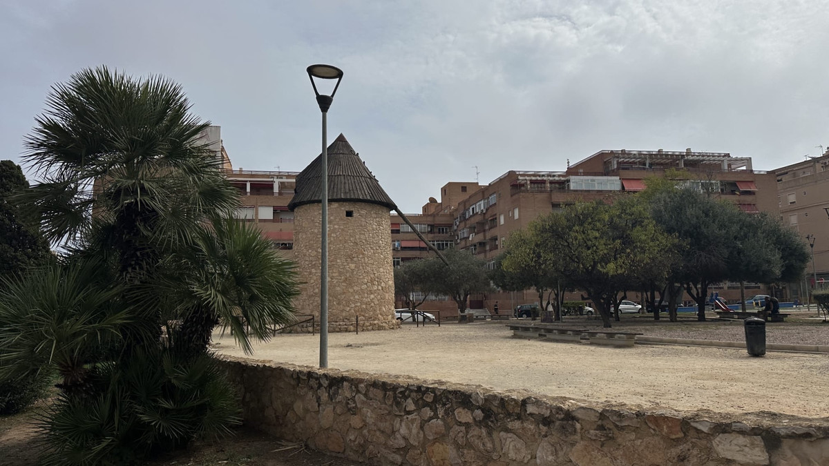For sale - 1 Bedroom 1 Bathroom Apartment - Middle Floor Apartment in Torrevieja - Torrevieja Centro  - Alicante