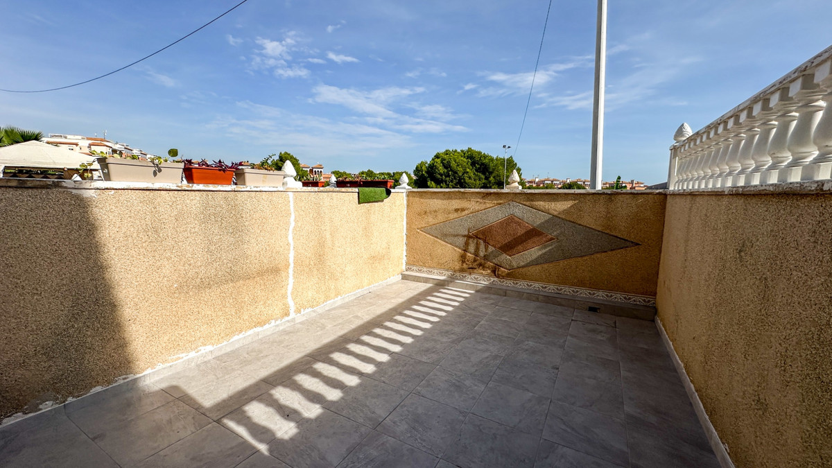 For sale - 2 Bedroom 2 Bathroom Townhouse in Playa Flamenca - Playa Flamenca  - Alicante