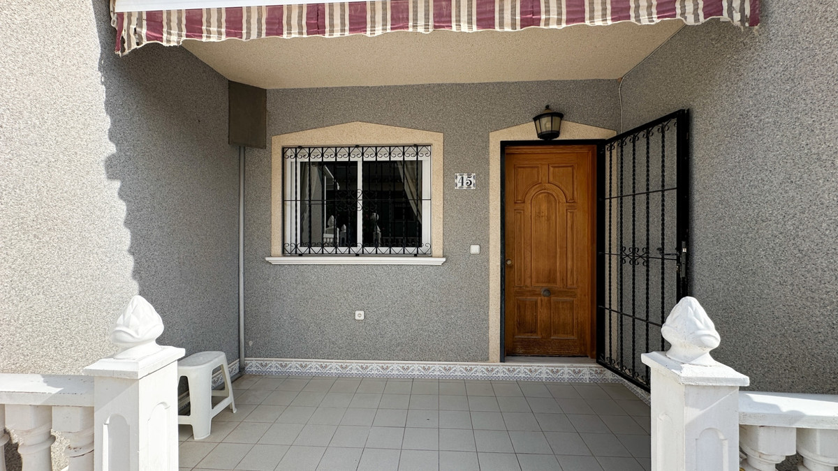 For sale - 2 Bedroom 2 Bathroom Townhouse in Playa Flamenca - Playa Flamenca  - Alicante