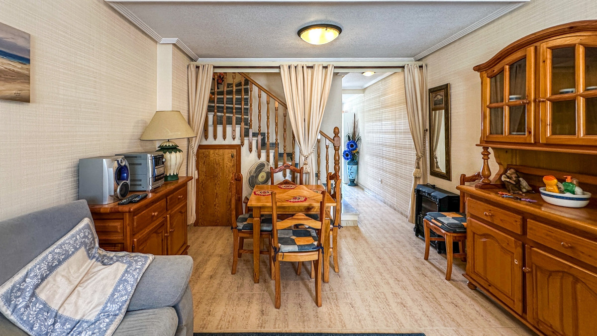 For sale - 2 Bedroom 2 Bathroom Townhouse in Playa Flamenca - Playa Flamenca  - Alicante