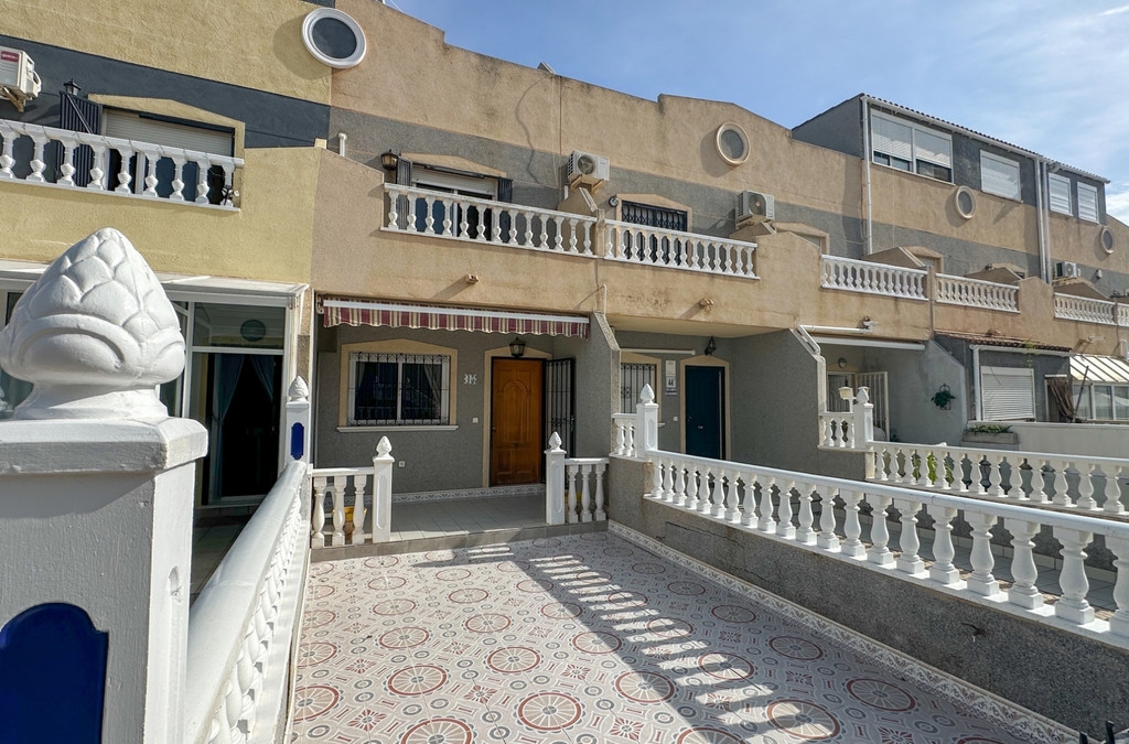 2 Bedroom 2 Bathroom Townhouse in Playa Flamenca