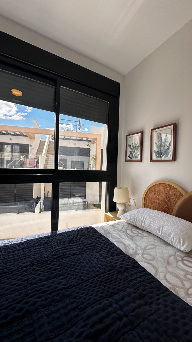 For sale - 2 Bedroom 2 Bathroom Penthouse in Villamartin - Pau 26 - Alicante