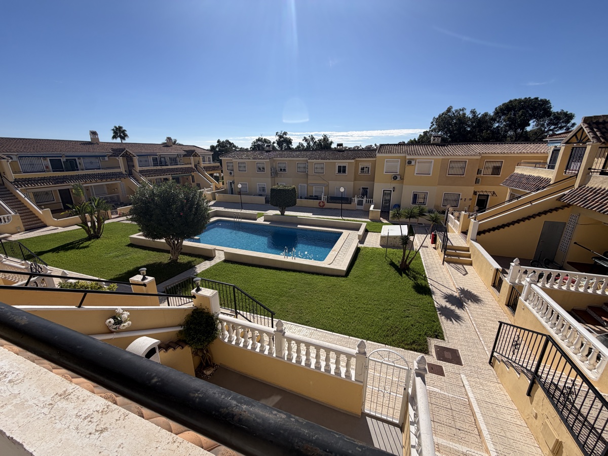 For sale - 2 Bedroom 1 Bathroom Apartment in Villamartin - , Villamartin, Alicante, Spain - Alicante