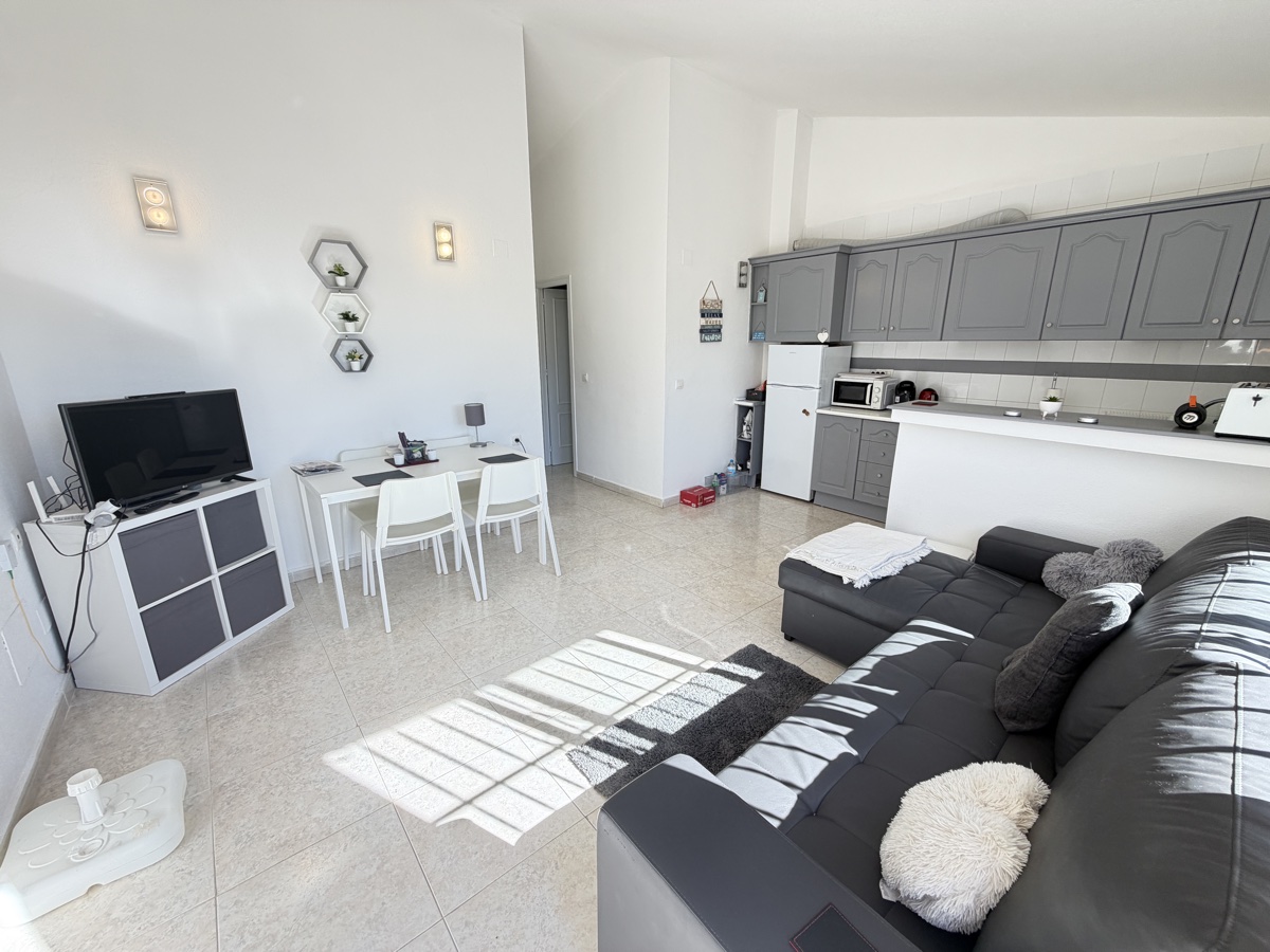 For sale - 2 Bedroom 1 Bathroom Apartment in Villamartin - , Villamartin, Alicante, Spain - Alicante