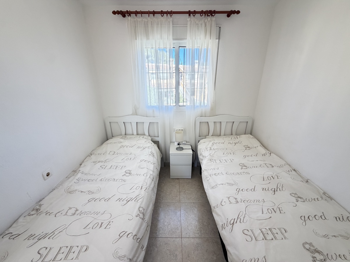 For sale - 2 Bedroom 1 Bathroom Apartment in Villamartin - , Villamartin, Alicante, Spain - Alicante