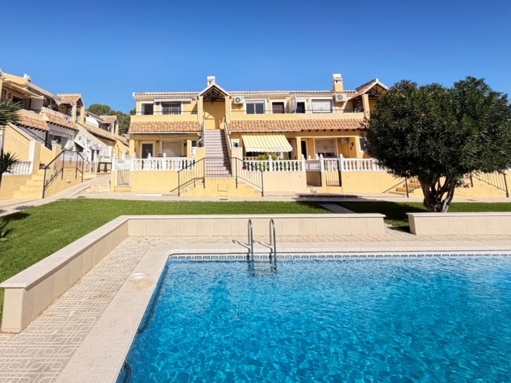 2 Bedroom 1 Bathroom Apartment in Villamartin